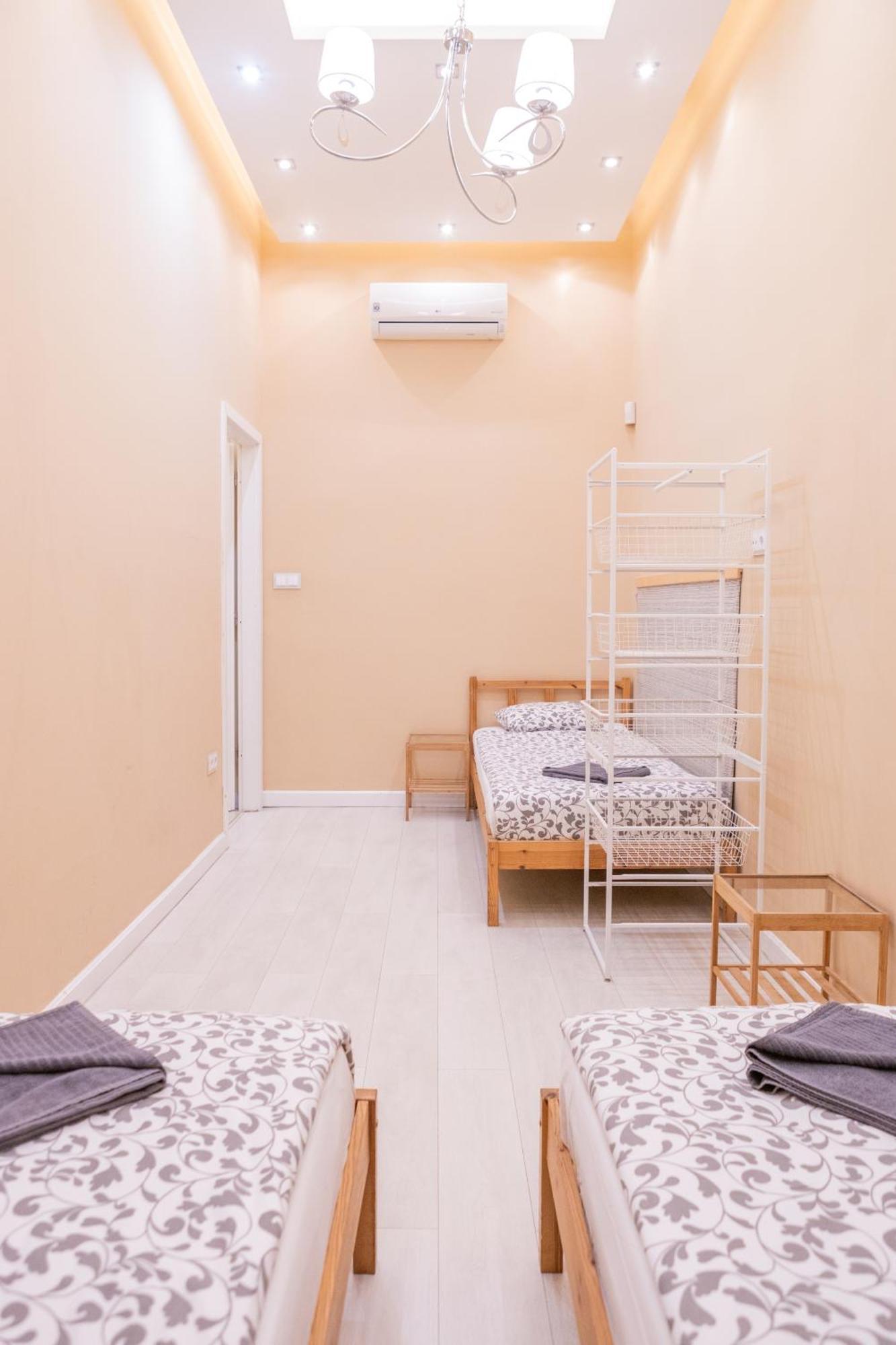 Erzsebet Spa Apartment for Groups SAUNA/JACUZZI/STEAM Budapest Bagian luar foto