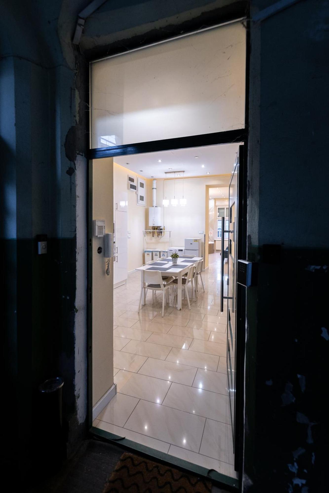Erzsebet Spa Apartment for Groups SAUNA/JACUZZI/STEAM Budapest Bagian luar foto