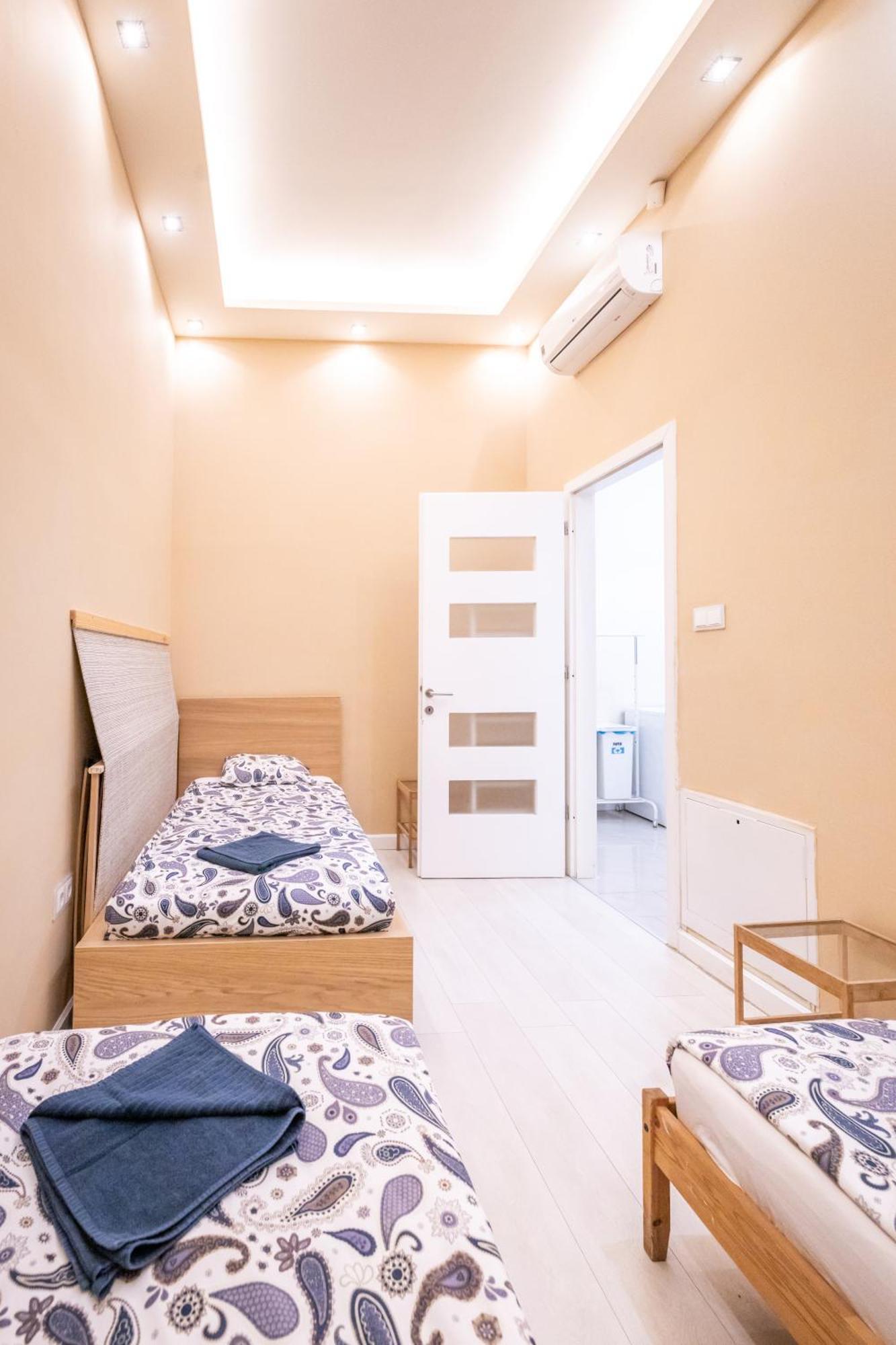 Erzsebet Spa Apartment for Groups SAUNA/JACUZZI/STEAM Budapest Bagian luar foto